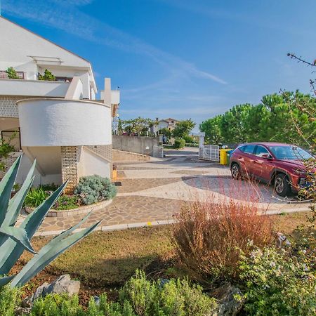 Apartments Grand & Plav In Krk كرك المظهر الخارجي الصورة