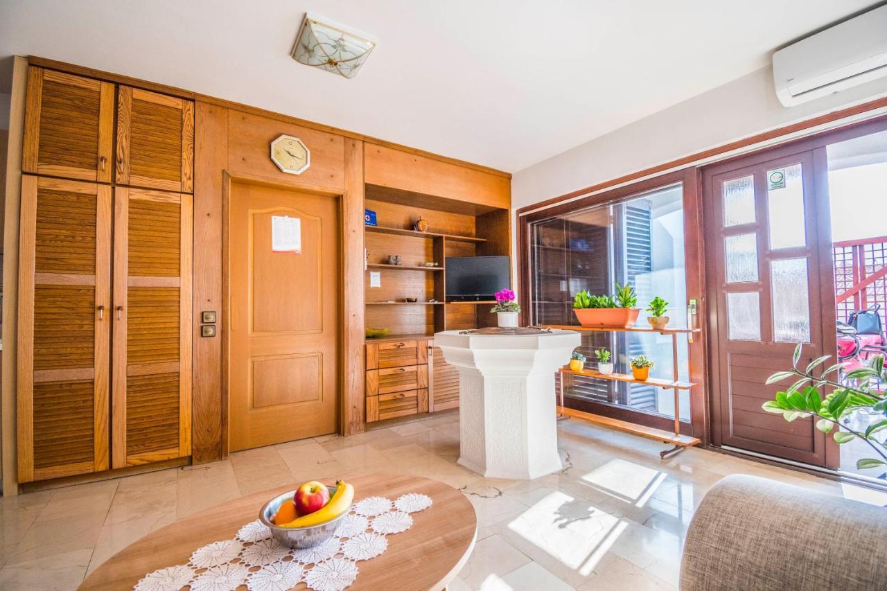 Apartments Grand & Plav In Krk كرك المظهر الخارجي الصورة