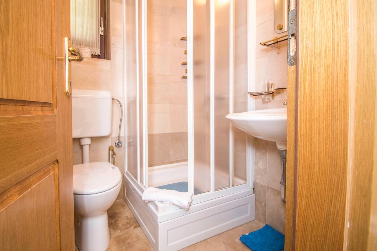 Apartments Grand & Plav In Krk كرك المظهر الخارجي الصورة
