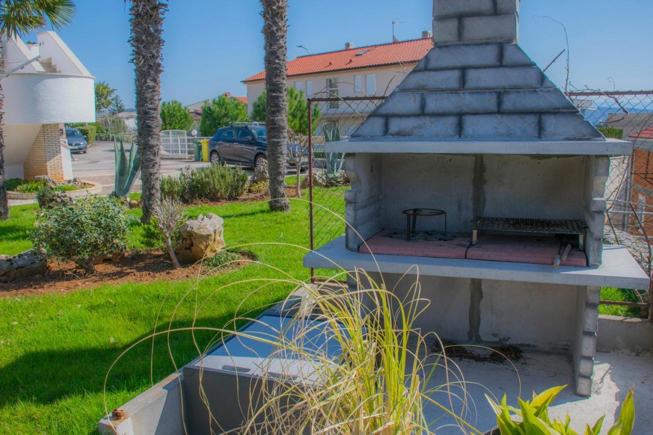 Apartments Grand & Plav In Krk كرك المظهر الخارجي الصورة