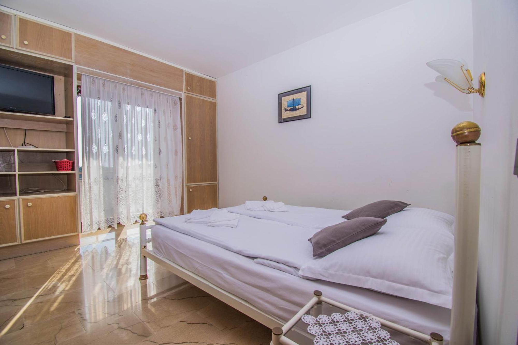 Apartments Grand & Plav In Krk كرك المظهر الخارجي الصورة