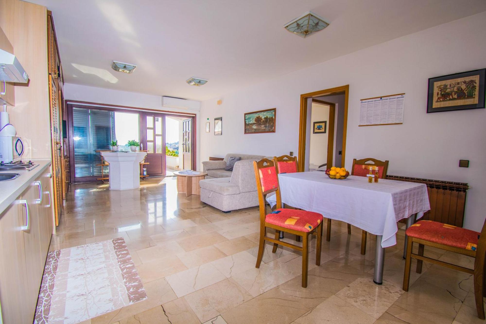 Apartments Grand & Plav In Krk كرك المظهر الخارجي الصورة